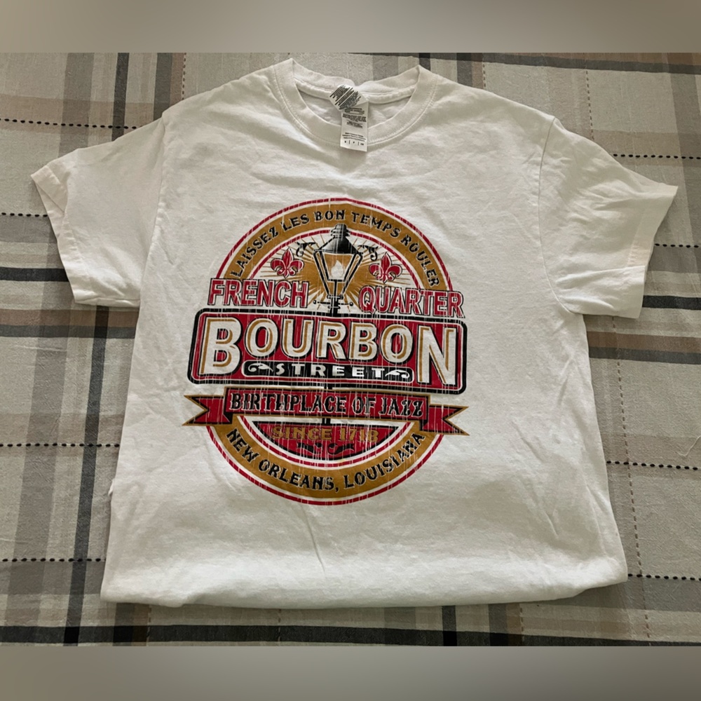 New Orleans tee new w/o tags